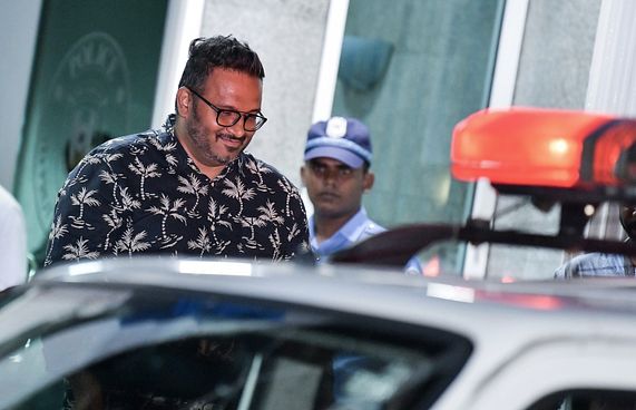 އަދީބާއި ބައިވެރިންނަށް ލުއިދިން އެއްބަސްވުން އުވާލައިފި