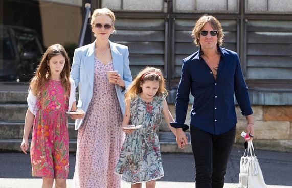 ނިކޯލް އާއި ކީތަށް ތިން ވަނަ ދަރިއަކު ލިބެނީ