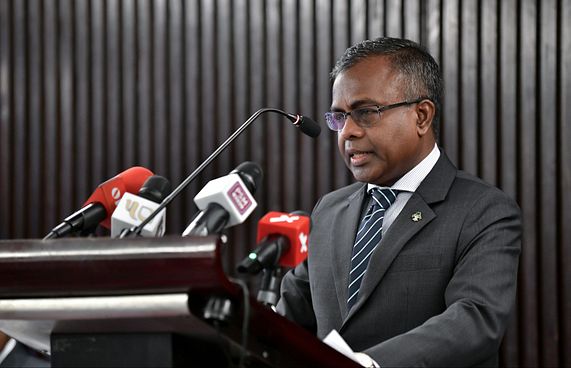 ސަސްޕެންޝަން ބަލައެއްނުގަންނަން: އުއްތަމަ ފަނޑިޔާރު