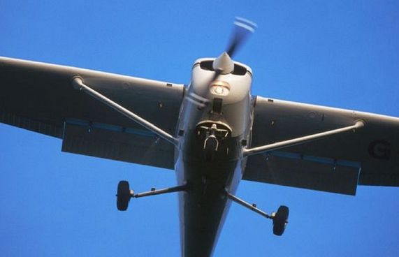 އިންސްޓްރަކްޓާ ހޭނެތުމުން ޓްރޭނީ ޕައިލެޓް ބޯޓުޖައްސައިފި