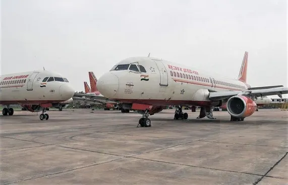 އެއާއިންޑިއާ އިން 8 ގަޑިއިރުގެ ބޭކާރު ދަތުރެއް!