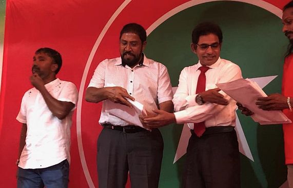 300 މީހުންނާ އެކު ވައްޑެ ޖޭޕީ އަށް