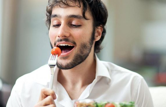 ފިރިހެނުން ޓޮމާޓޯ ކާންޖެހޭ ހާއްސަ ސަބަބެއް