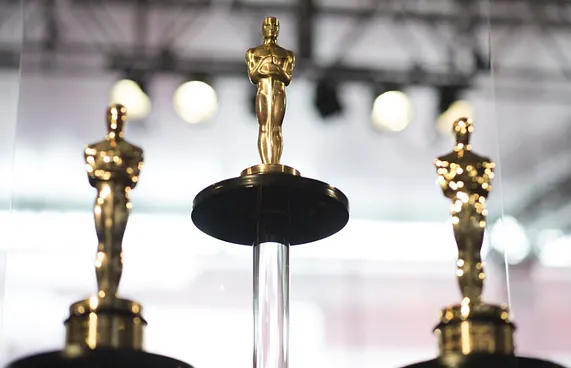 ބޮމުގެ ހަމަލާގެ ބިރަށް އޮސްކާގެ ސެކިއުރިޓީ ވަރުގަދަކޮށްފި