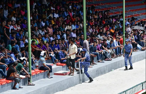 އިތުރުވީ 44000 ދިވެހިން، ބިދޭސީން ދެ ގުނަ އިތުރު