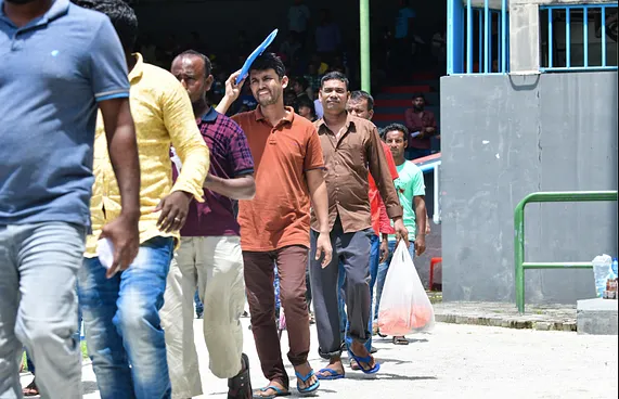 ކުދި ވިޔަފާރިތަކުން ކޯޓާ ފީ ދައްކަން ނުޖެހޭ ގޮތް ހަދަނީ