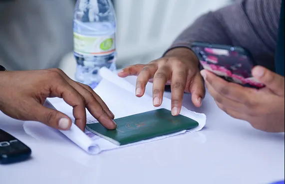 ބިދޭސީންގެ ޑިޕޮސިޓްގައި އެއް ބިލިއަން ރުފިޔާ އެބަހުރި