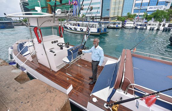 ފައިބަރު އުޅަނދުގެ 3 އެވޯޑެއް އަލް-ޝާލީއަށް