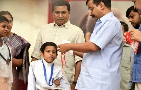 ދިއްލީ އަކީ ގޭސް ޗެމްބަރެއް، މިލިއަން މާސްކް ބަހައިފި