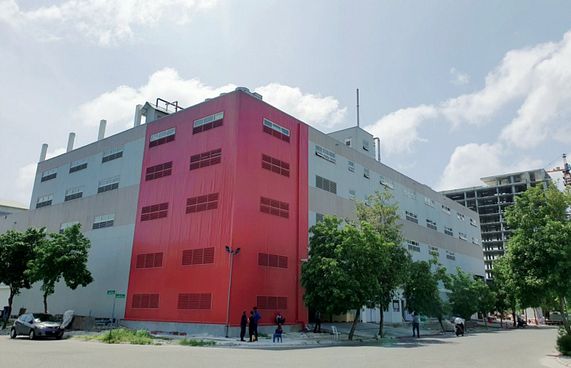 އާ ފެކްޓަރީއާ އެކު އެންސިސްއަށް ހިނިތުންވުން