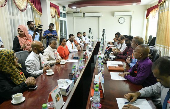 އެމްއާރްއެމް އުވާލައި ޕާޓީތަކުގެ ދަފްތަރުން އުނިކޮށްފި