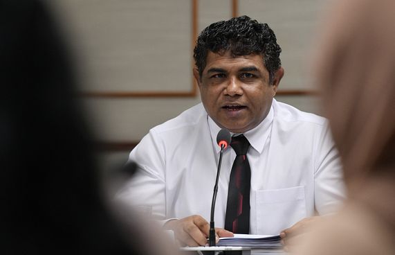 ފުއްގިރި ޑީލްގެ މަޝްވަރާގައި ބޮންޑޭ ބައިވެރިވި: އަދީބު