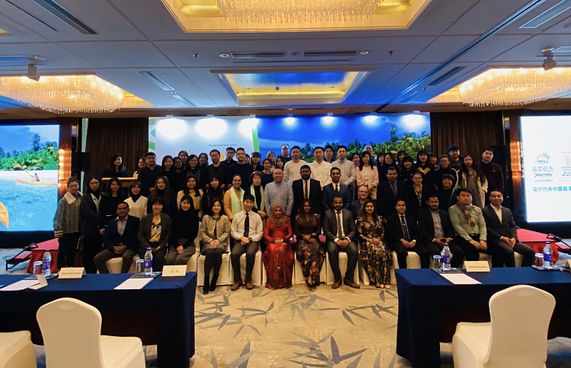 މި އަހަރުގެ އެންމެ ފަހު ރޯޑް ޝޯ ޗައިނާގައި ފަށައިފި