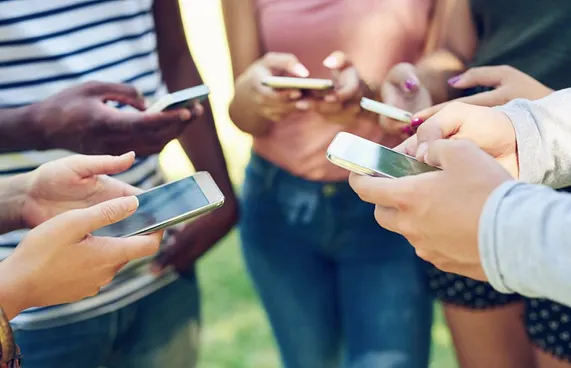 ފޯނާ ނުލައި މަސް ދުވަސް: ޒުވާނުންގެ އާ ތަޖުރިބާއެއް