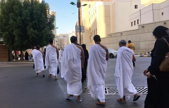 އުމްރާއަށް ދިޔަ 24 މީހަކު ރާއްޖެ ނާދެވިފައި