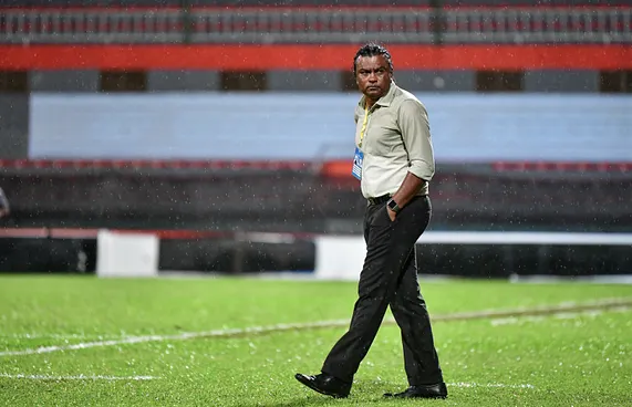 ކަލަންޑަރު ބަދަލުކޮށްގެން ވީ ފައިދާއެއް ނެތް: ސުޒޭން