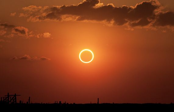 މާދަމާ ހިފާ އިރުކޭތަ ގިނައިރުތަކެއް ވަންދެން ފެންނާނެ