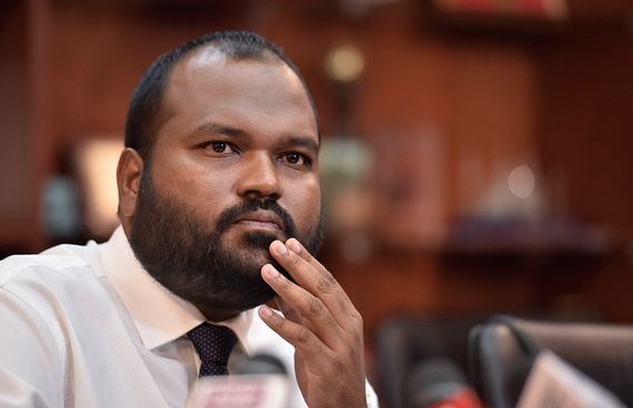 ނުފެންނަ ކަމަށް ހެދޭވަރަށް ވުރެ ބޮޑެތި ވާހަކަތަކެއް