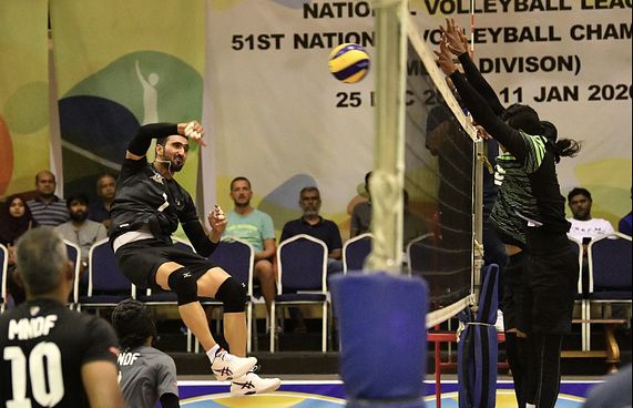 ގުޑީސް ބަލިކޮށް ސިފައިން ޗެމްޕިއަންކަމާ ގާތަށް