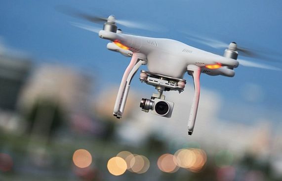 ޑްރޯންއާ ބެހޭ މައުލޫމާތު ބްރޯޑްކާސްޓް ކުރަނީ