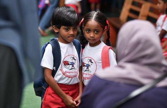 ފުރަތަމަ ދުވަހަށް ދަރިވަރުން ތައްޔާރުކުރާނީ ކިހިނެއް؟