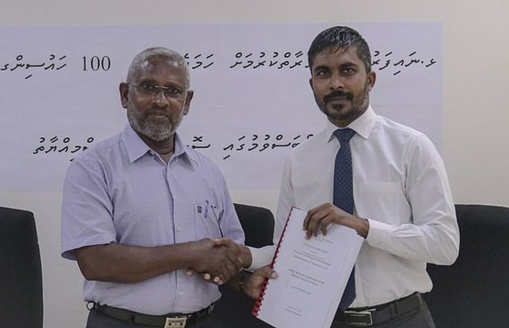 ނައިފަރުގައި 100 ހައުސިން ޔުނިޓު ހަދަން ހަވާލުކޮށްފި