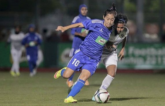 ރޭންޖާސް އަށް ސޮއިކޮށް އިންޑިއާގެ ދޭވީ އަށް ހާއްސަ ޝަރަފެއް