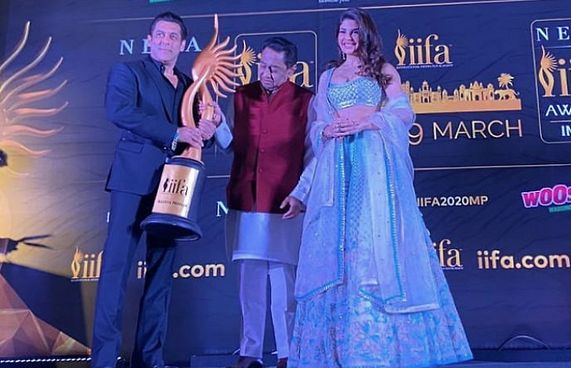 ކޮވިޑް-19 އާ ހެދި އައިފާ އެވޯޑްސް ކެންސަލްކޮށްފި