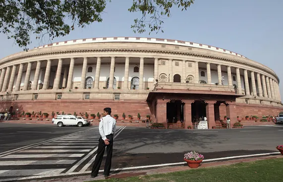 އިންޑިއާގެ މަޖިލީހަށް އަންހެނުން އިތުރުކުރާ އިސްލާހު ފެއިލް