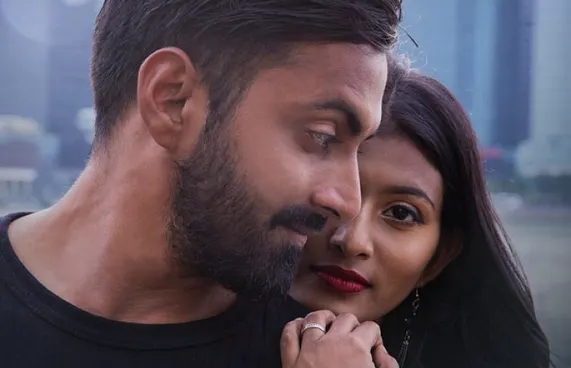 ޑާކް ރެއިންގެ "ނޮވެމްބަ" އަންނަ އަހަރަށް ފަސްކޮށްފި