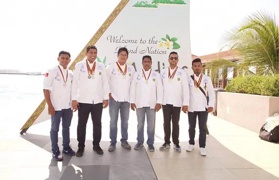 ކަލިނަރީ އޮލިންޕިކްސްގެ ގިނަ އެވޯޑުތައް އާރަށަށް