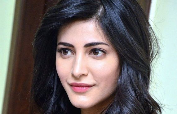 ބޮލީވުޑްގެ ޚަބަރުތައް ކުރުކޮށް