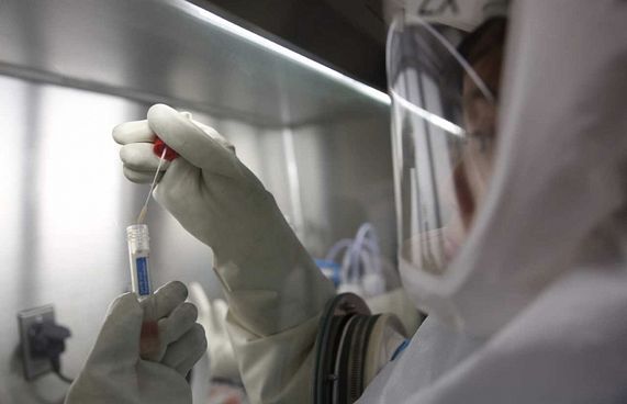 ތިން ރިސޯޓަކުން ހަތަރު މީހަކު ޓެސްޓްކުރަނީ