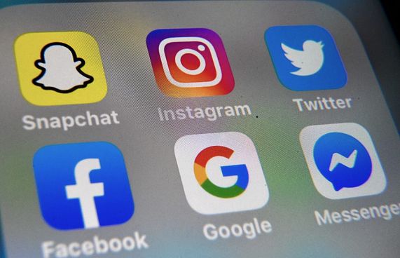 ނޭޕާލްގައި ސޯޝަލް މީޑިއާ އެއްކޮށް ބަންދު!