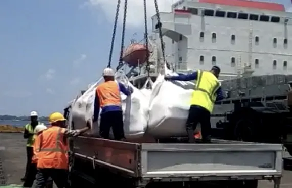 އިންޑިއާ އިން ކާޑުގެ ބާވަތްތައް ރާއްޖެ ގެނެސްފި