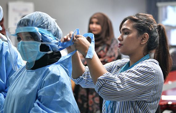 ފްރޮންޓްލައިން މުވައްޒަފުންނަށް 13.4 މިލިއަން ދީފި