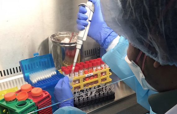 އިތުރުގަޑި ފައިސާ ނުދީ މަސައްކަތް ނުކުރުވަން ގޮވާލައިފި