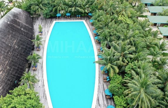 އައްޑޫގެ ރިސޯޓްތައް ހުޅުވެެން ޖެހޭ: އިލްޔާސް