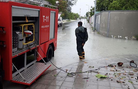 އައްޑޫގެ ވިއްސާރައާ ގުޅިގެން ސިފައިން، ފުލުހުންގެ އެހީ