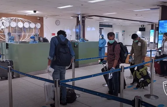 އިއްޔެ ޑީޕޯޓްކޮށްލި 168 މީހުންނަކީ އިންޑިއާގެ ބައެއް