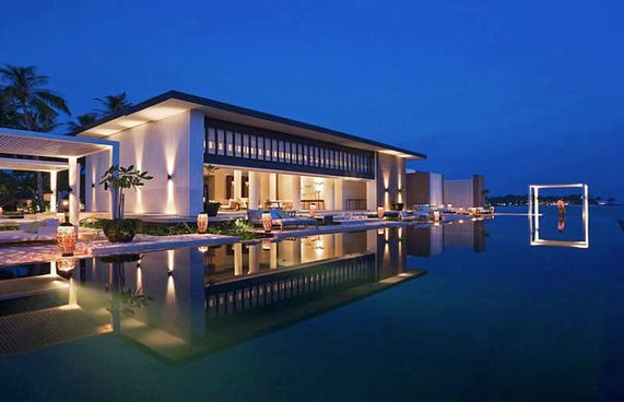 ރަންދެލި ރިސޯޓުން ވެސް ސިއްހީ ސާމާނު ހަދިޔާކުރަނީ