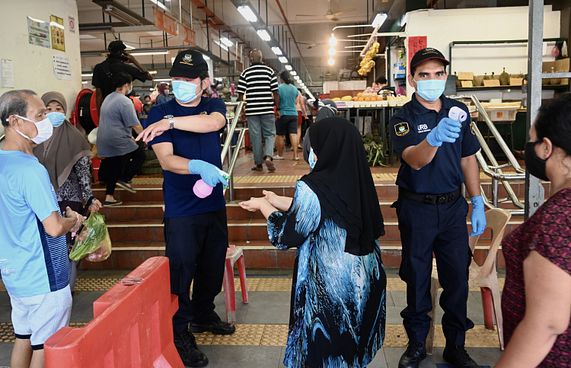 މެލޭޝިއާގެ ވިސާ ހަމަވެއްޖެ ނަމަ ފުރަން ހާއްސަ ފާހެއް