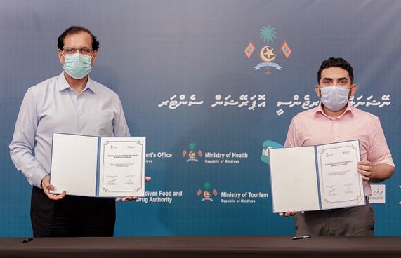 ޑަބްލިއުއެޗްއޯ އިން 10،000 ޓެސްޓްކިޓް ހަދިޔާކޮށްފި