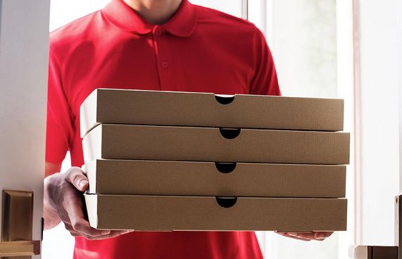 އޯޑަރު ނުކުރިޔަސް ޕިއްޒާ ލިބޭތާ 10 އަހަރު