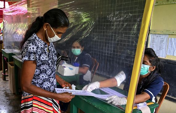 ލަންކާގެ ވޯޓުގެކުރިން "ނަމޫނާ" އިންތިޚާބެއް ބާއްވައިފި