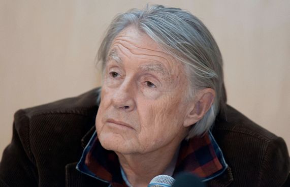 ޑައިރެކްޓަރު ޖޯލް ޝުމެކާ މަރުވެއްޖެ