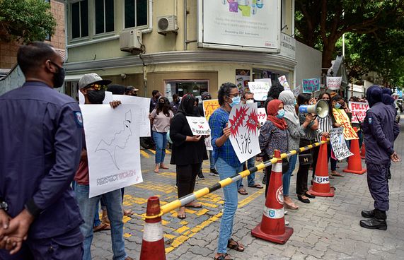 ޖިންސީ ގޯނާގެ ތުހުމަތުވާ މީހުން ވަކިކުރަން ގޮވާލައިފި