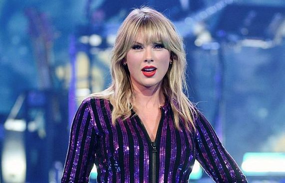 ޓޭލާ ޅެން ކޮޕީކުރި ކަމަށް ބުނާ މައްސަލަ ކޯޓުގައި