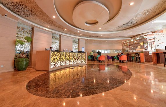 ރީބްރޭންޑް ކުރުމަށްފަހު ޖެން ހުޅުވައިފި