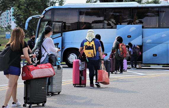 ރާއްޖެ ނާދެވި ދިވެހިންތަކެއް މެލޭޝިއާގައި ތާށިވެއްޖެ